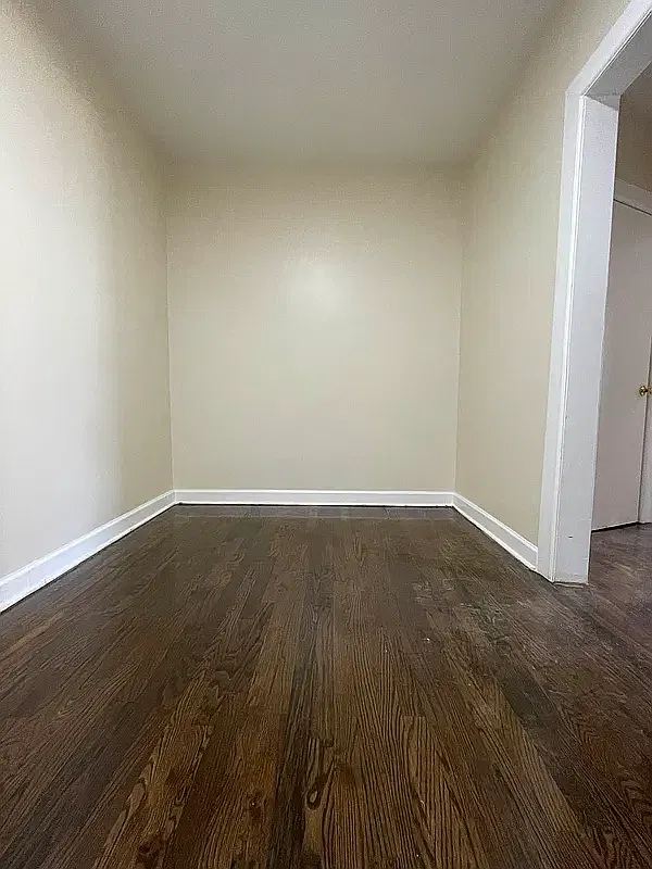 2020 Dorchester Road — Photo 4