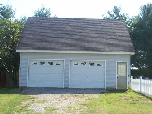 2nd image of 4242 Port Royal Rd