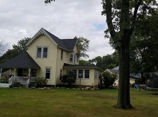 38821 Lake Shore Blvd, Willoughby, OH 44094