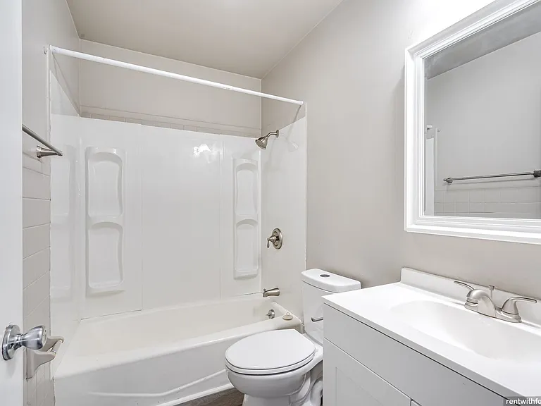 1214 Mount Vernon Street — Photo 10