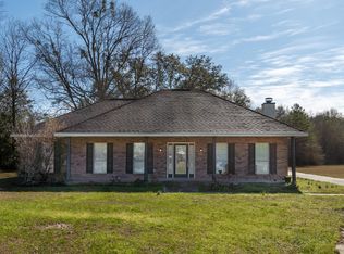 26 Winnabago Ln, Picayune, MS 39466