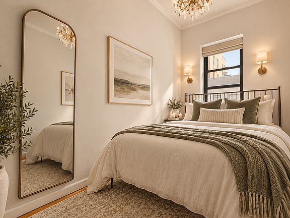 4th image of 132 W 71st St APT 9