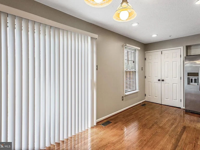 7920 Brightlight Pl — Photo 12