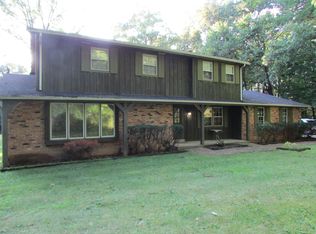 2011 N Glendale Rd, Oconomowoc, WI 53066