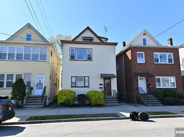72 Van Winkle Ave, Garfield, NJ 07026