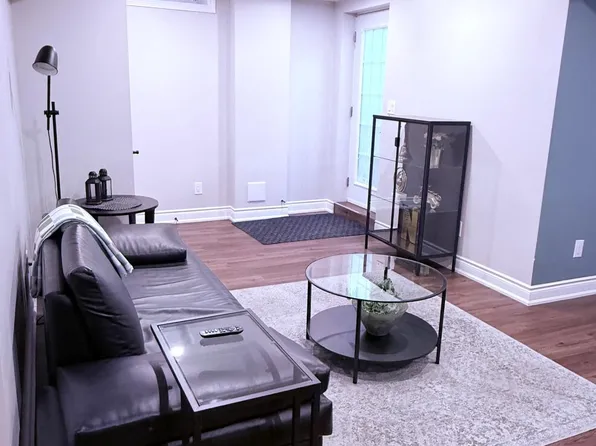 5481 Glen Erin Dr, Mississauga, ON L5M 5C8