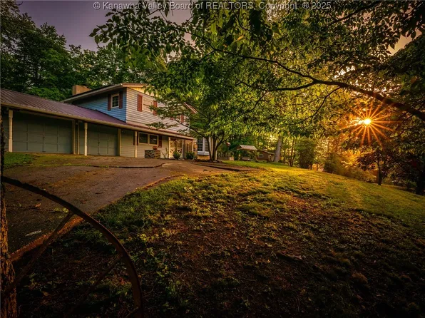 5400 Morrison Dr, Charleston, WV 25313