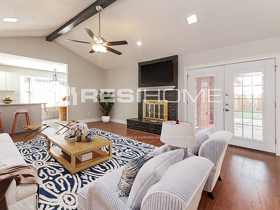 4th image of 328 Kimberly Dr