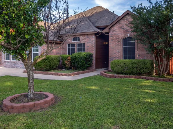 708 Valley Ct, Royse City, TX 75189