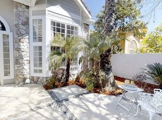 14735 Valleyheart Dr, Sherman Oaks, CA 91403