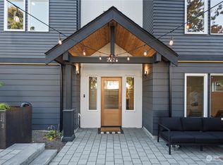 2225 1st Ave W, Seattle, WA 98119