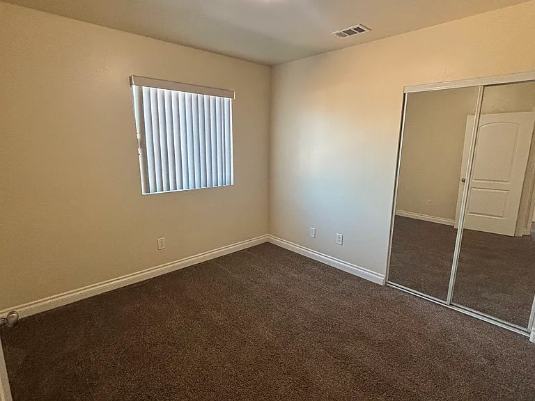 347 E 118th Pl — Photo 17