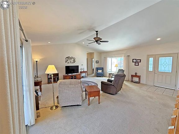 5th image of 605 Twinflower Dr