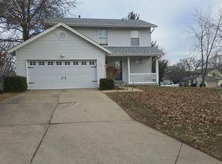 6401 Sprucefield Dr, O'Fallon, MO 63368