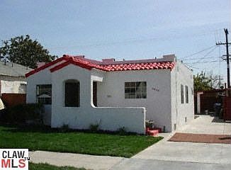 1st image of 1534 W 65th Pl