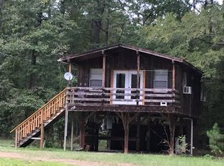 205 Lake Rd, Coldspring, TX 77331