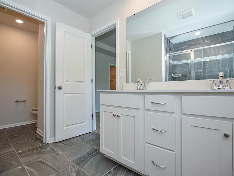 908 Park Bend Trl — Photo 15