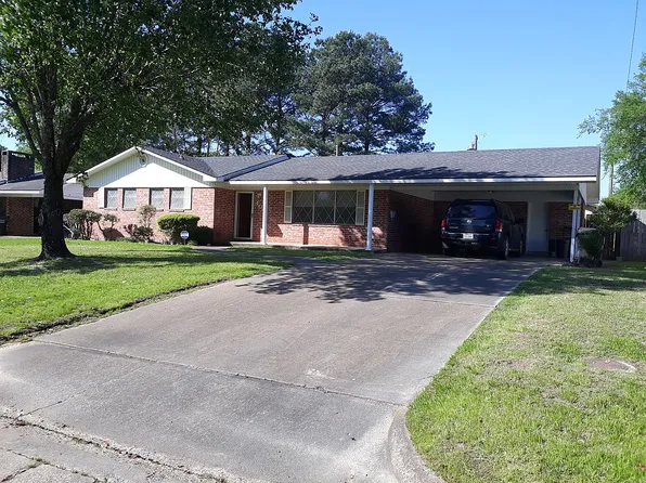 406 SE Harris Dr, Idabel, OK 74745