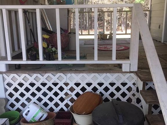 2nd image of 206 Whispering Pines Trl