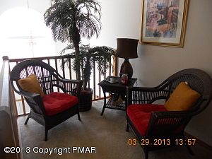 5th image of 7181 Glenwood Dr