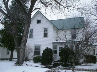 19 Cass St, Westfield, NY 14787