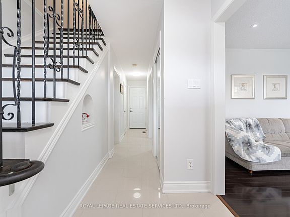 3rd image of 39 Aberdeen Cres