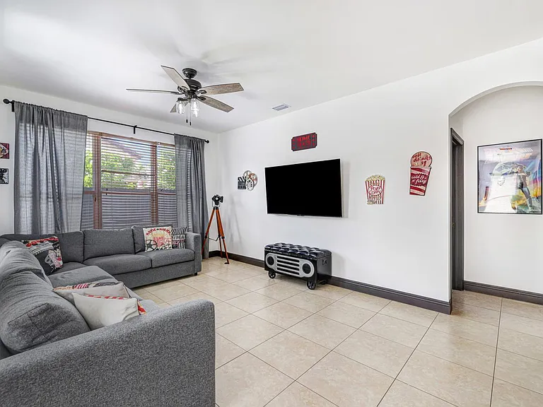 16082 SW 68th Ter — Photo 22