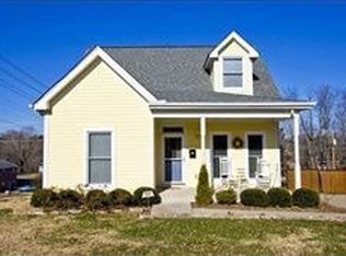 310 S Main St, Dickson, TN 37055