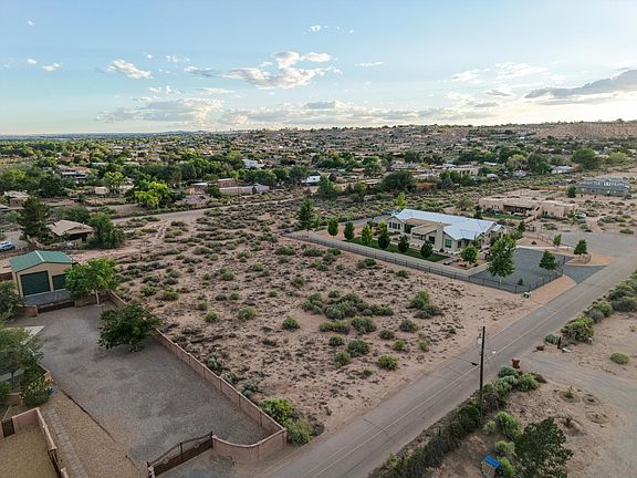5th image of 713 Perfecto Lopez Rd