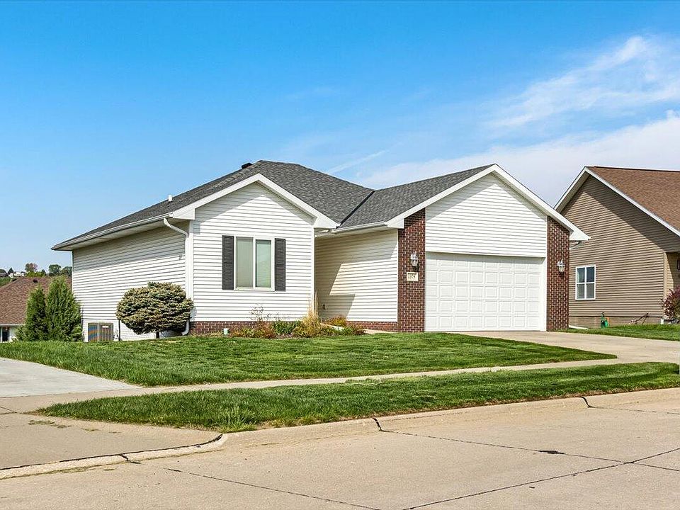 1st image of 1379 Linden Dr