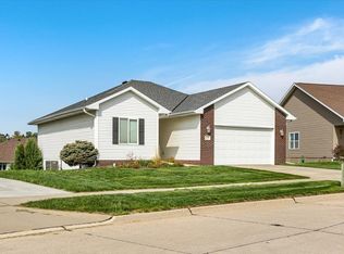 1379 Linden Dr, Blair, NE 68008