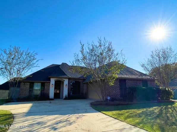 903 Timberton Dr, Pearl, MS 39208