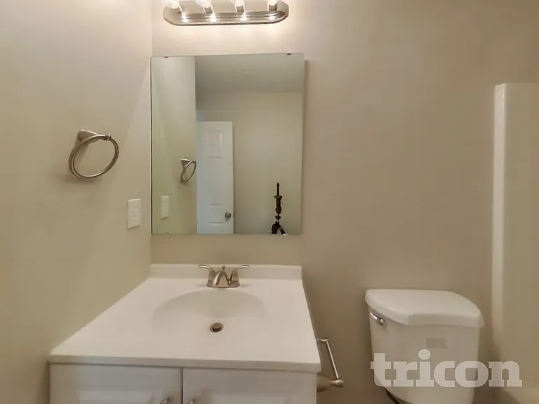 3912 Farlow Rd — Photo 14