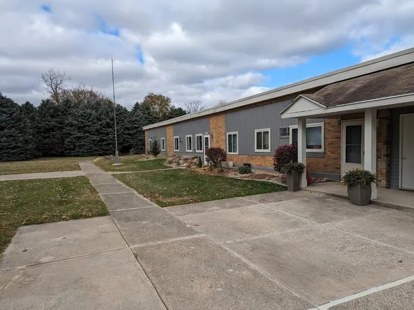 10068 Linden Dr NW, Grand Rapids, MI 49534