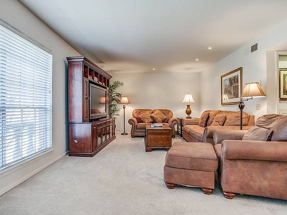 5th image of 7500 Callaghan Rd APT 336