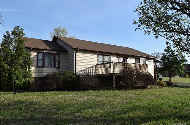 1st image of 164 Bonnie Ln