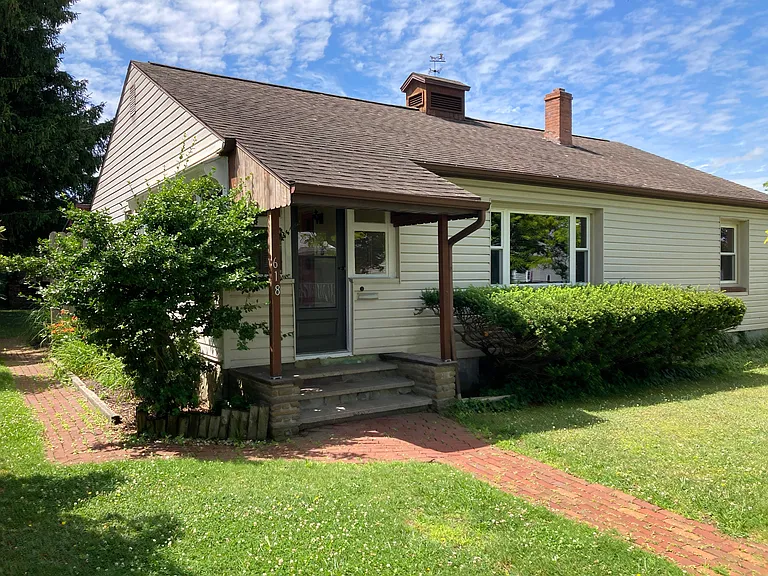 618 Muir Ave — Photo 1