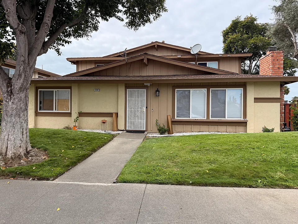 2189 Medallion Dr #1