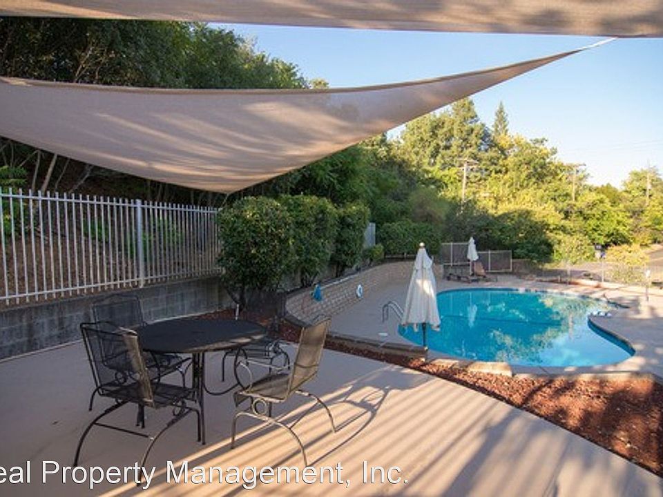 1st image of 2805 Pioneer Dr APT 51