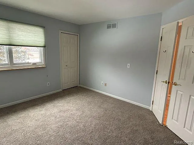 8767 Townsend Dr — Photo 17