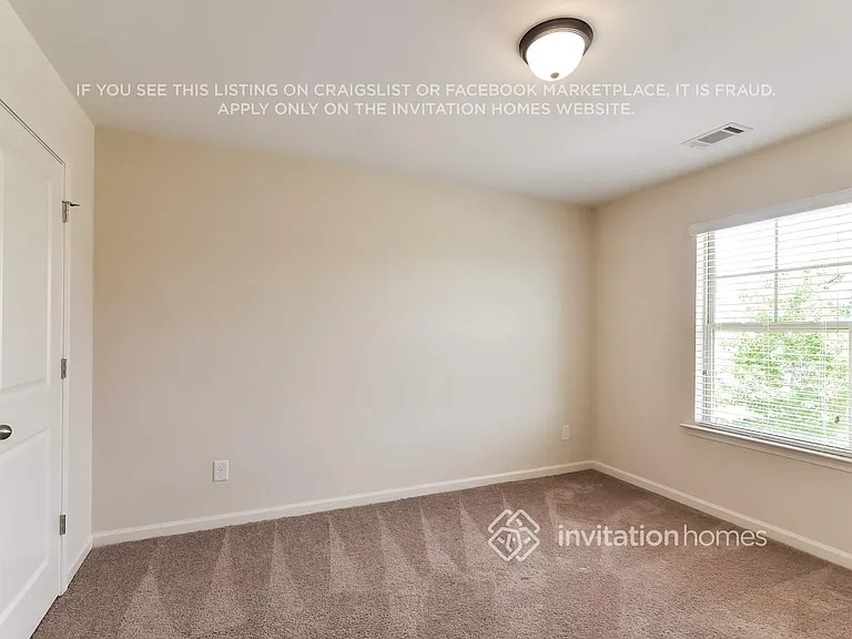439 Village Broad St — Photo 12