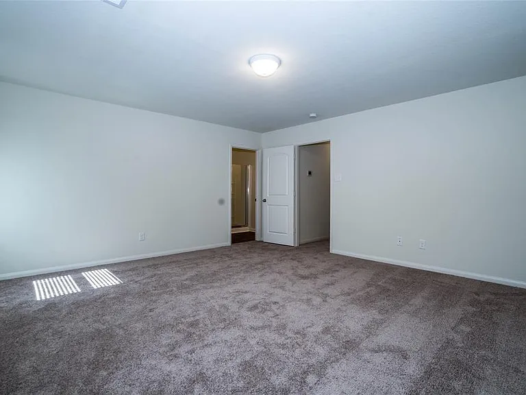 208 Autumn Berry Ln — Photo 18