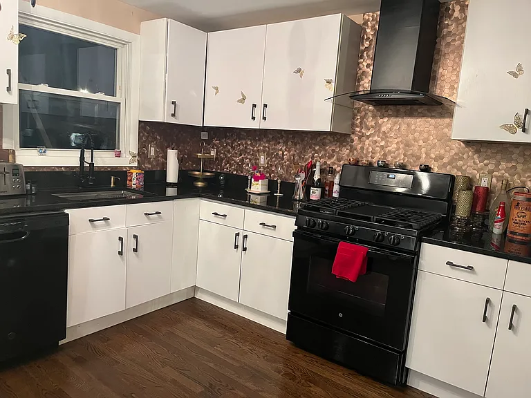 52 Troy Ln #52 — Photo 6