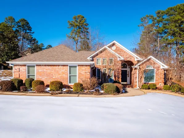 1804 Sawgrass Dr, Little Rock, AR 72212