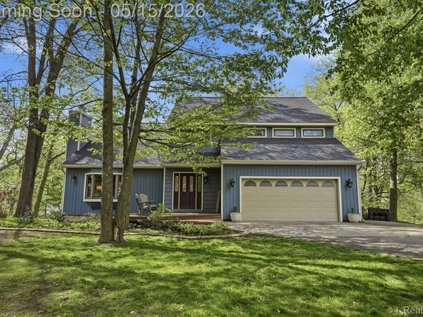784 Maury Pl, Howell, MI 48843