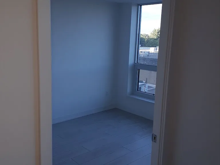 31 Tippett Rd #309 — Photo 9