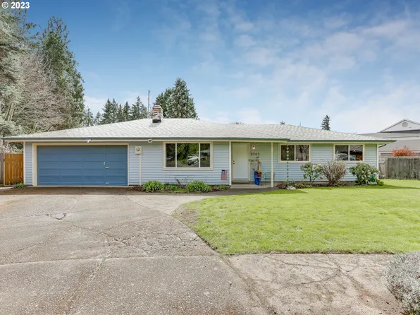 9203 NE 53rd St, Vancouver, WA 98662