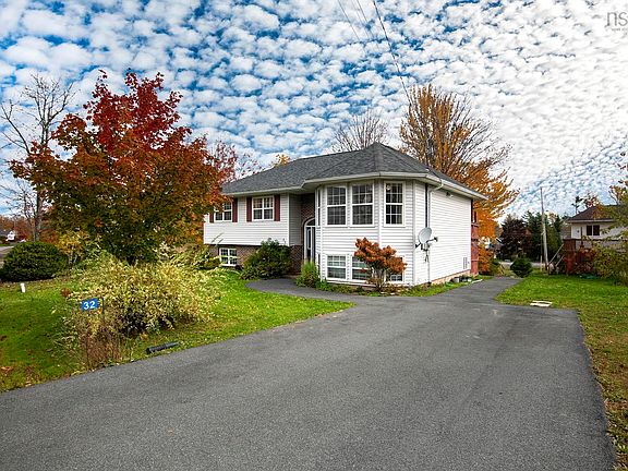 3rd image of 32 Wilson Rd