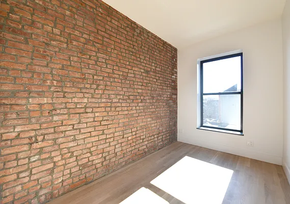 Rented by Corcoran | media 14