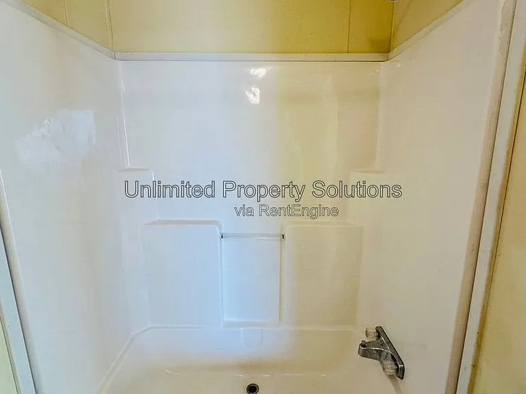 9765 Old Mill Rd NE #101 — Photo 9